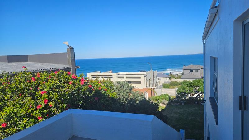4 Bedroom Property for Sale in Dana Bay Western Cape